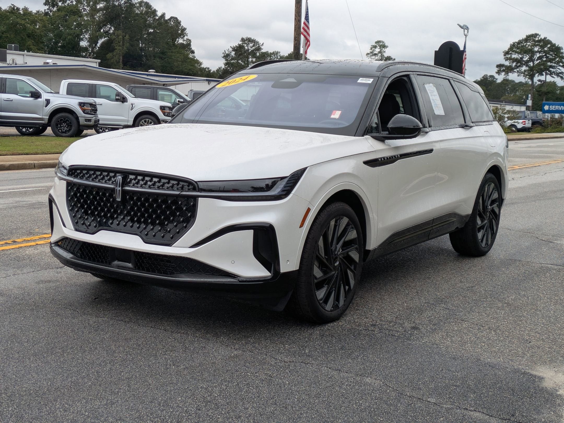 2024 Lincoln Nautilus Reserve