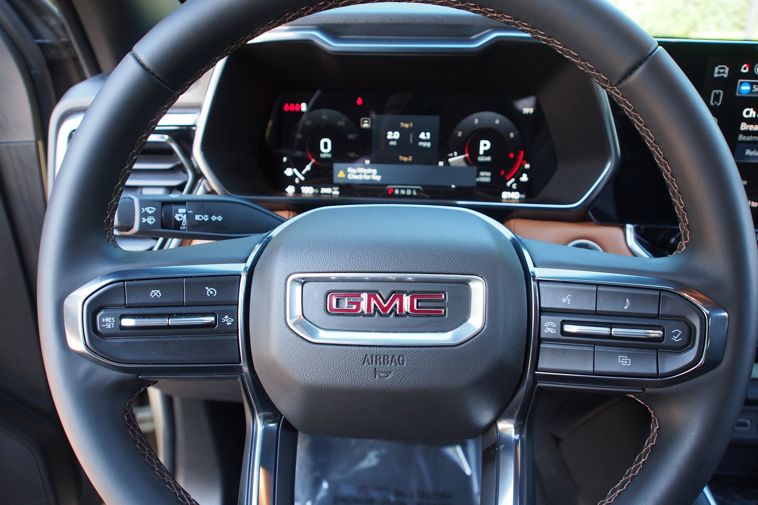 2024 GMC Canyon 4WD AT4