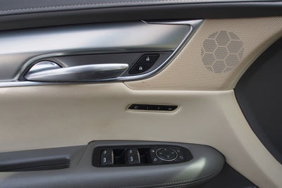 2018 Cadillac XT5 Luxury AWD