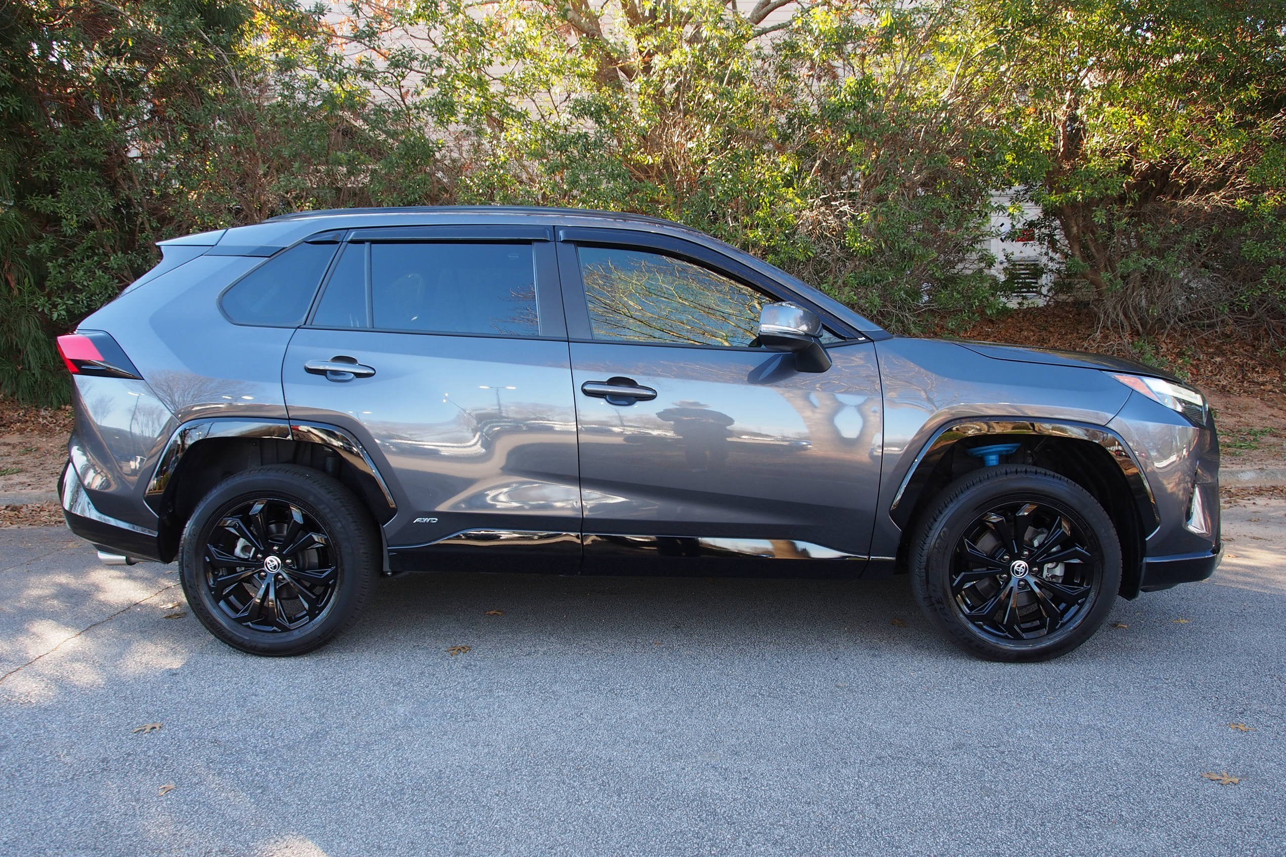 2024 Toyota RAV4 Hybrid SE