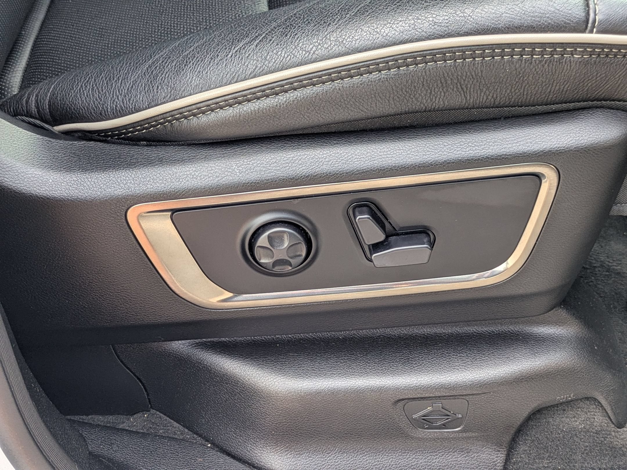 2020 RAM 1500 Limited