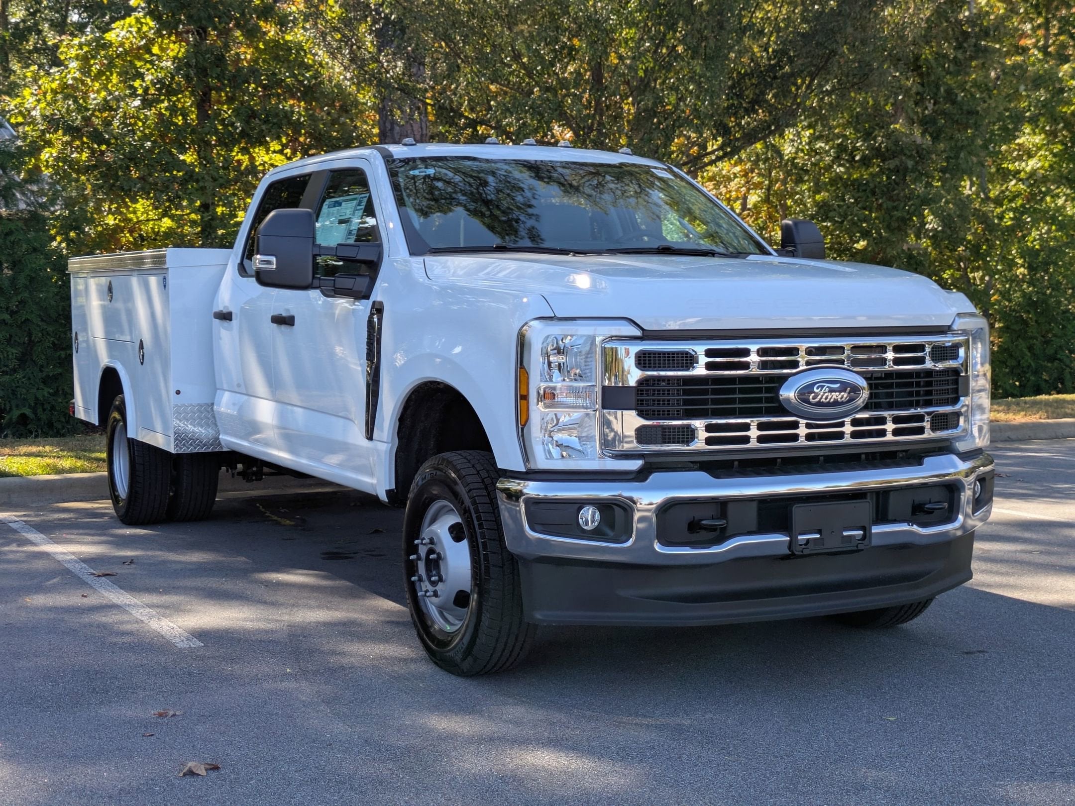 2026 Ford Super Duty F-350 DRW XL