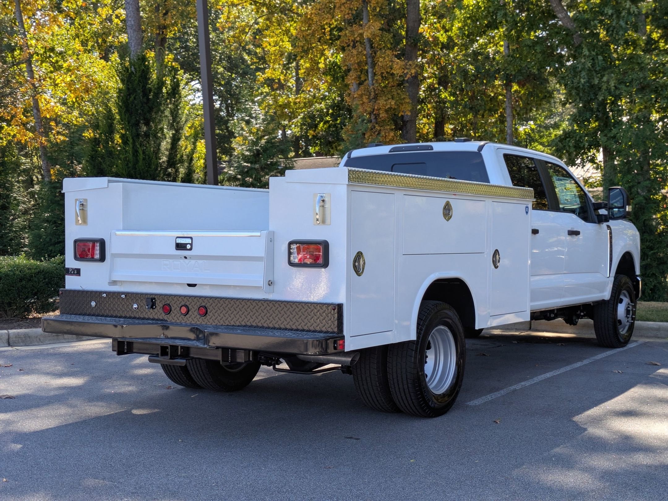 2026 Ford Super Duty F-350 DRW XL
