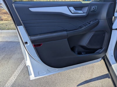 2026 Ford Escape Platinum