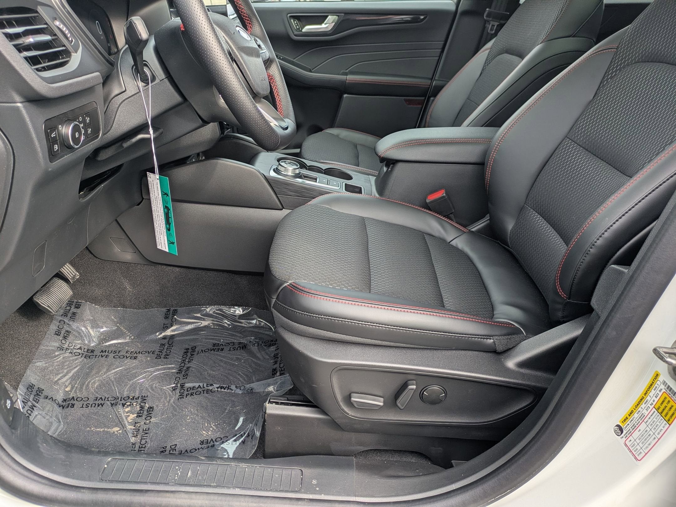 2026 Ford Escape ST-Line Elite