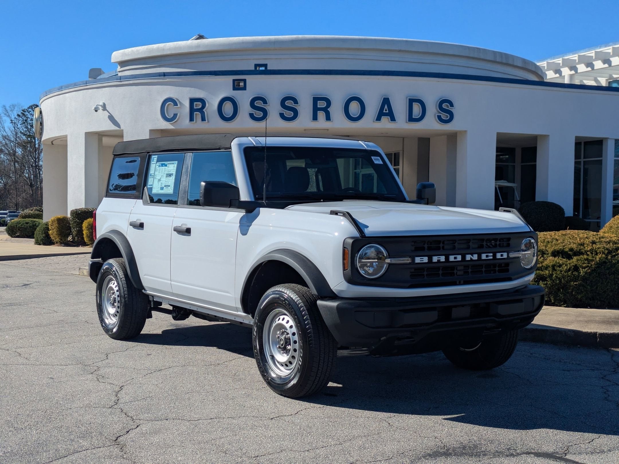 2025 Ford Bronco Base