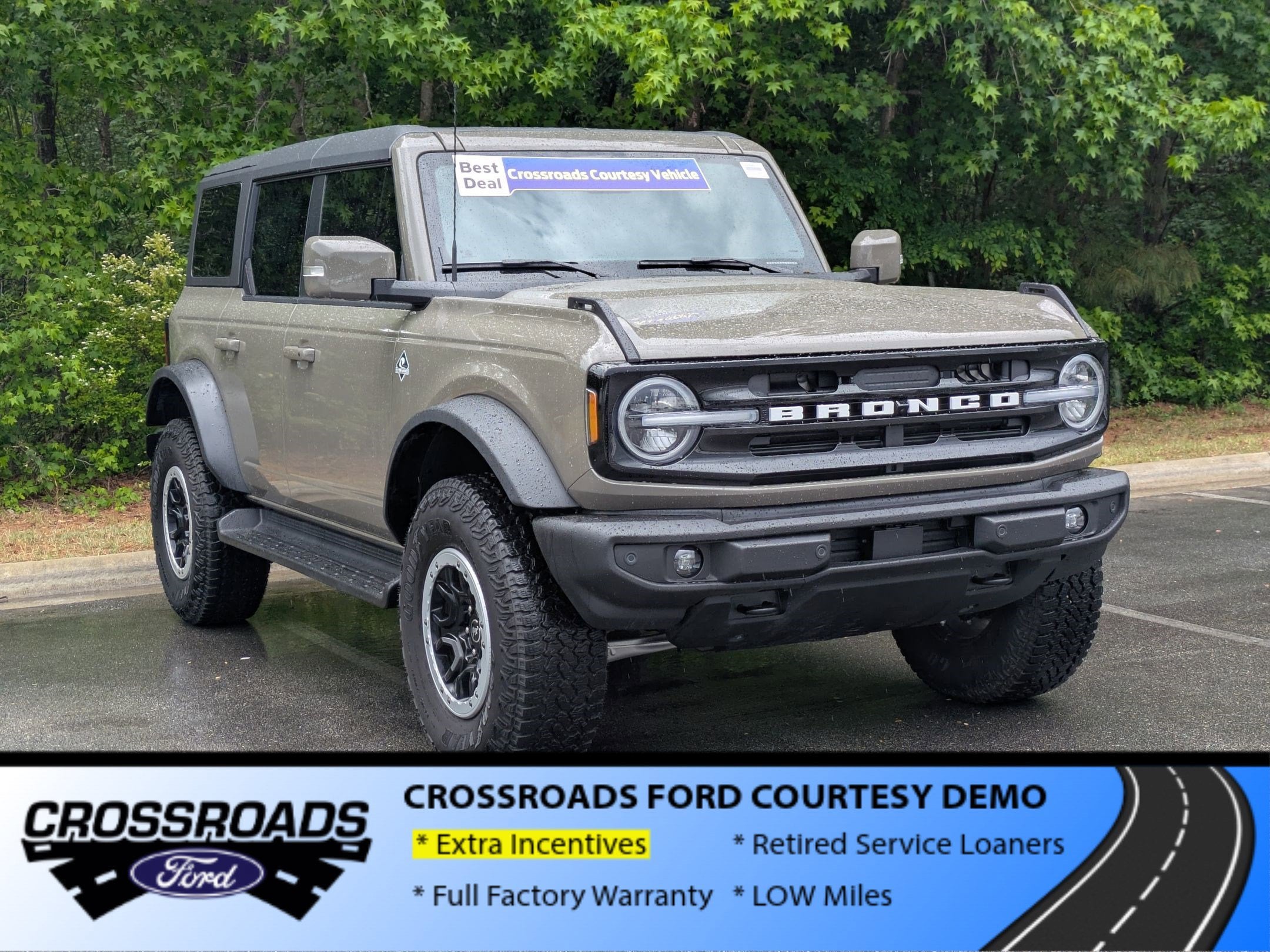 2025 Ford Bronco Outer Banks - Crossroads Courtesy Demo