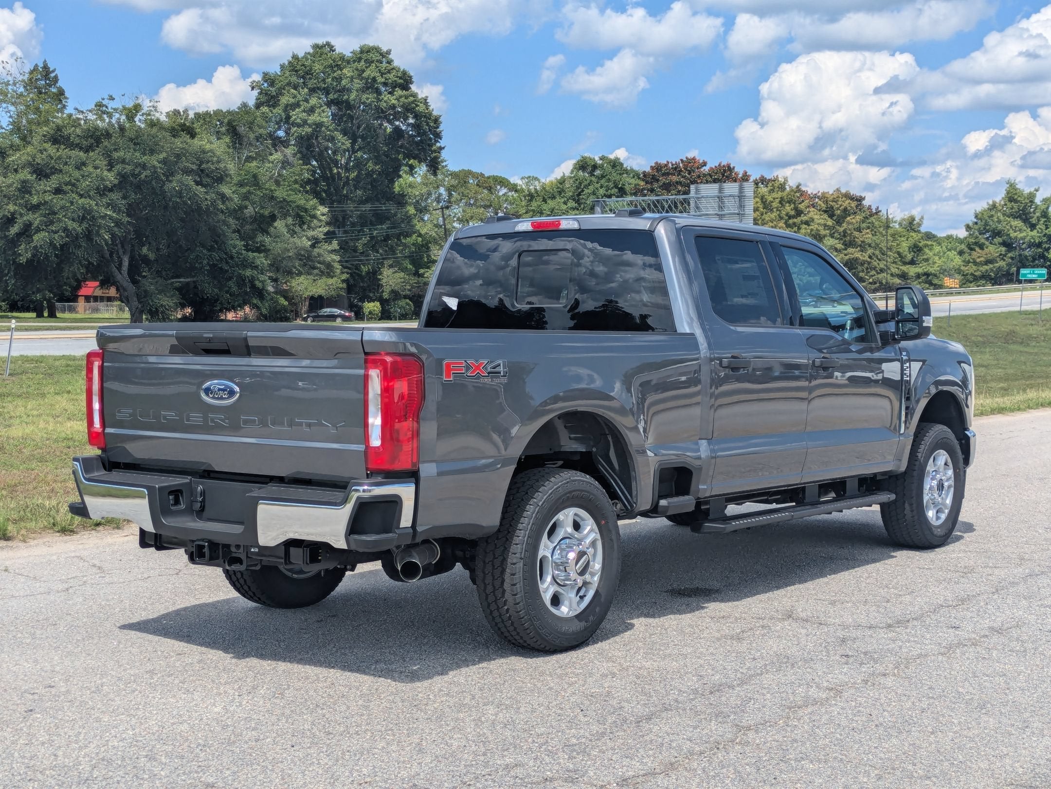 2026 Ford Super Duty F-250 SRW XLT