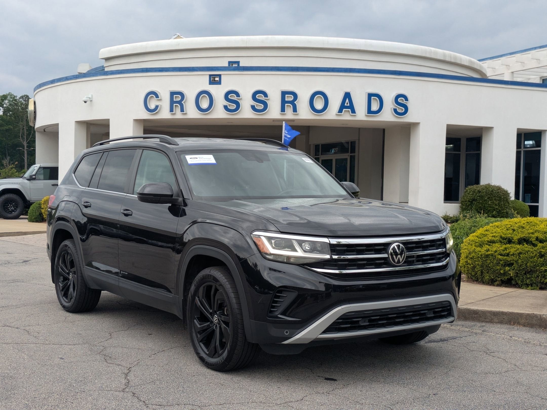 2022 Volkswagen Atlas 3.6L V6 SE w/Technology