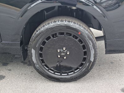 2026 Ford Maverick Lobo Standard