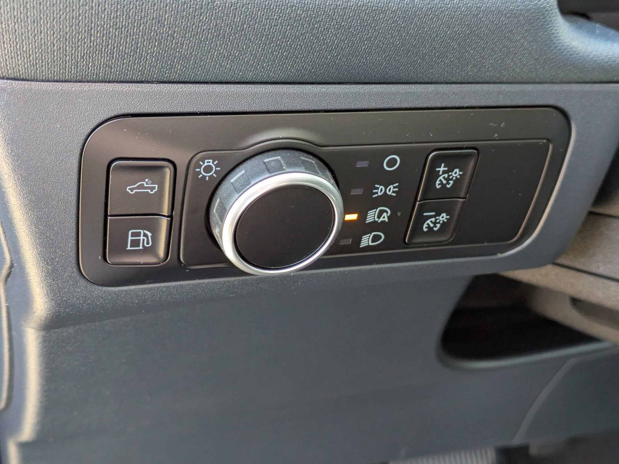 2024 Ford Maverick XL