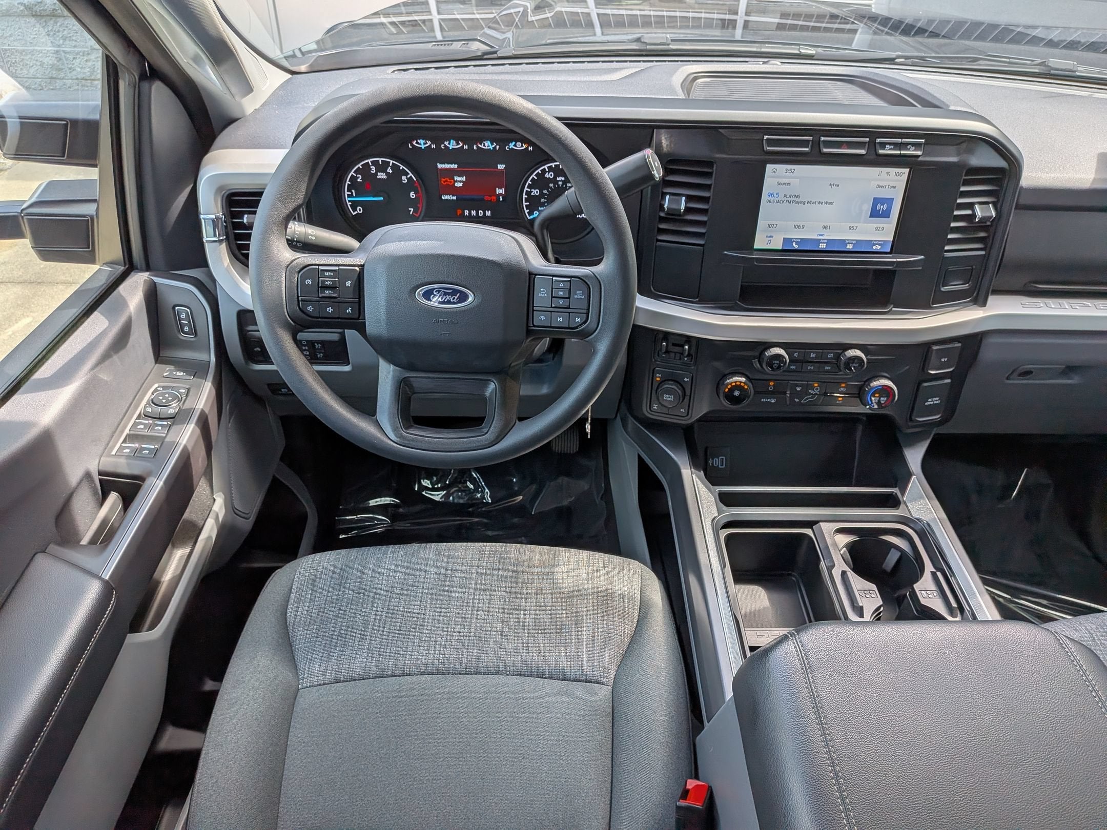2024 Ford Super Duty F-250 SRW XLT