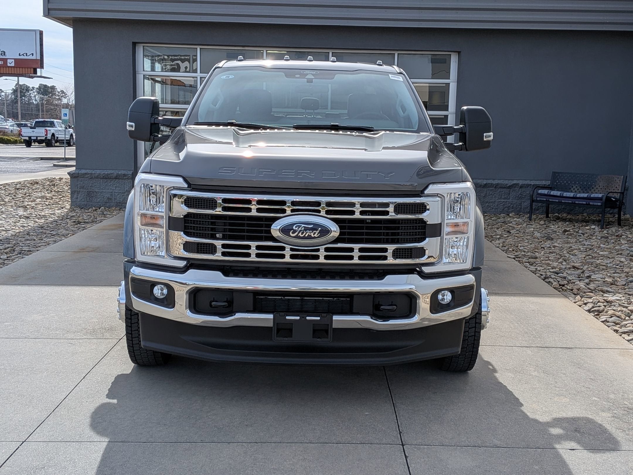 2026 Ford Super Duty F-450 DRW XLT
