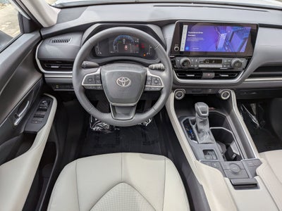 2025 Toyota Grand Highlander XLE