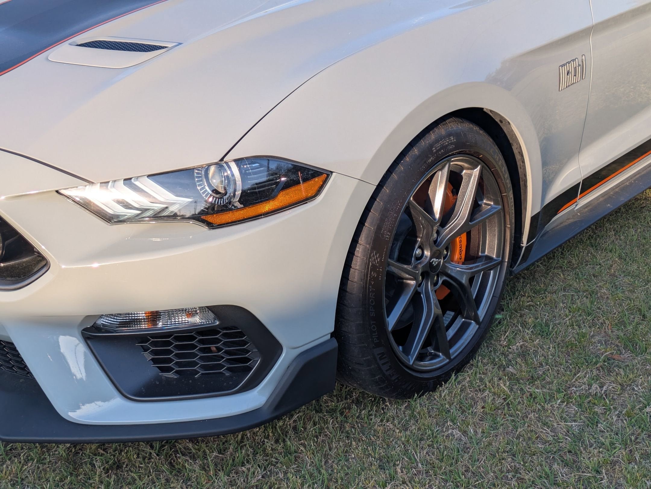 2022 Ford Mustang Mach 1