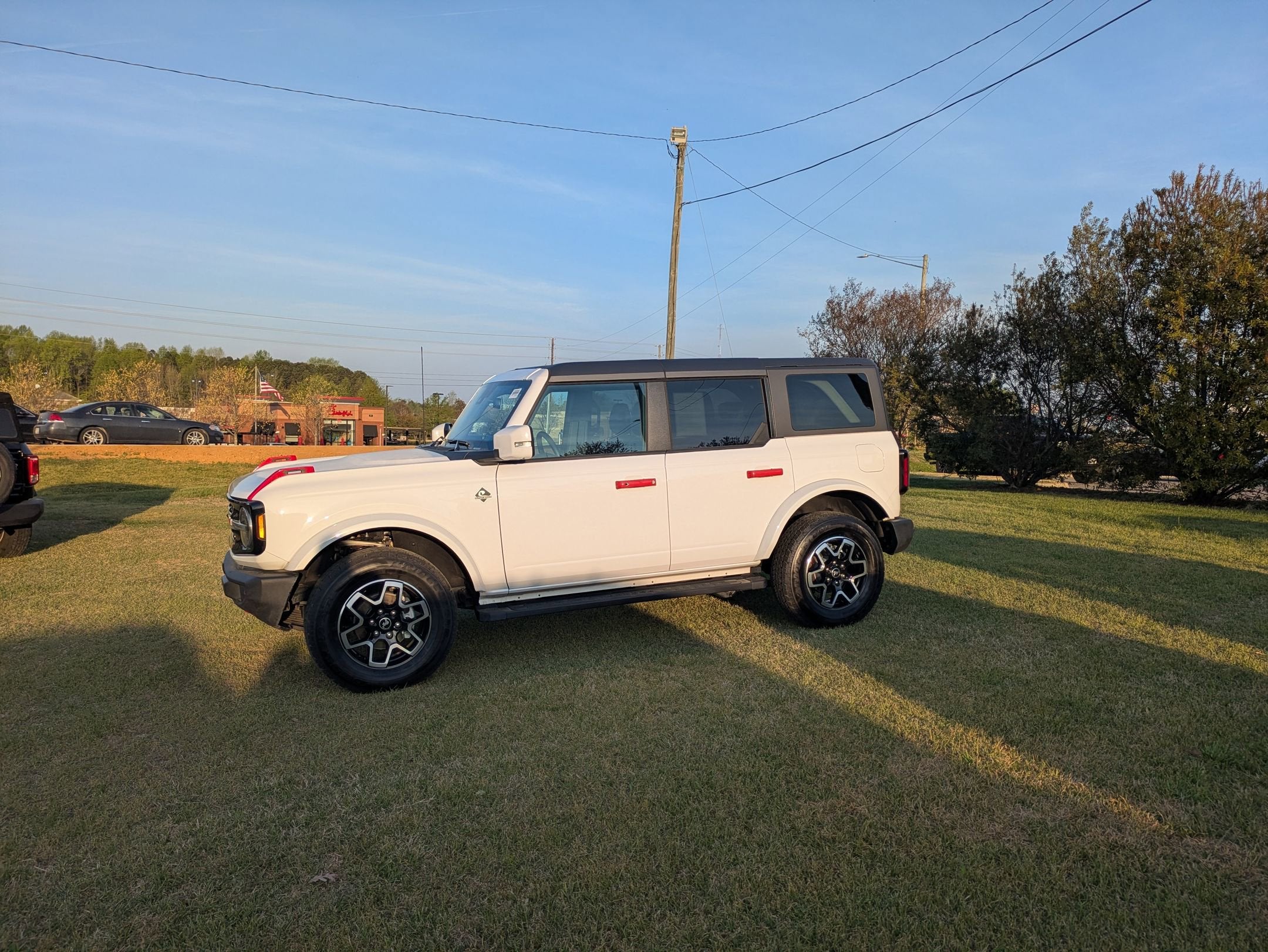 2024 Ford Bronco Outer Banks