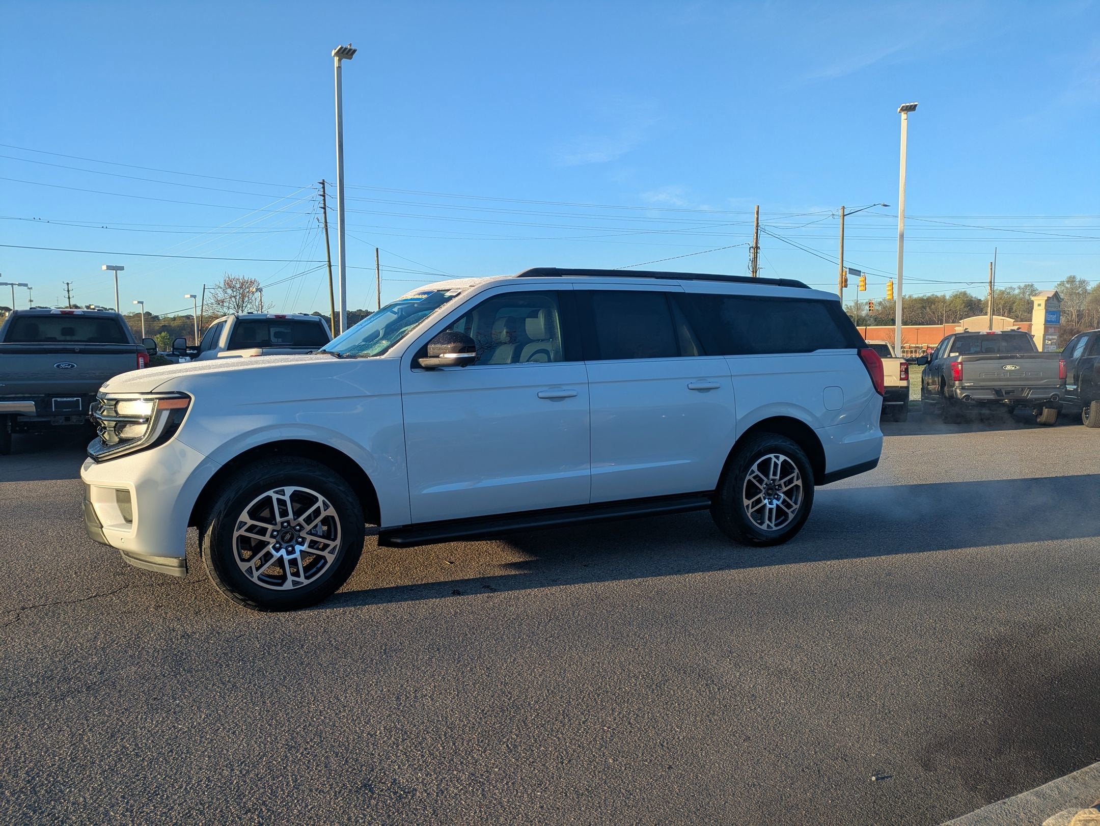 2025 Ford Expedition Max Active - Crossroads Courtesy Demo