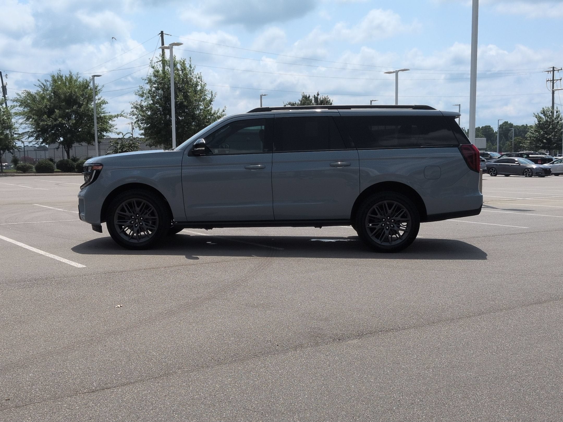 2027 Ford Expedition Max Platinum