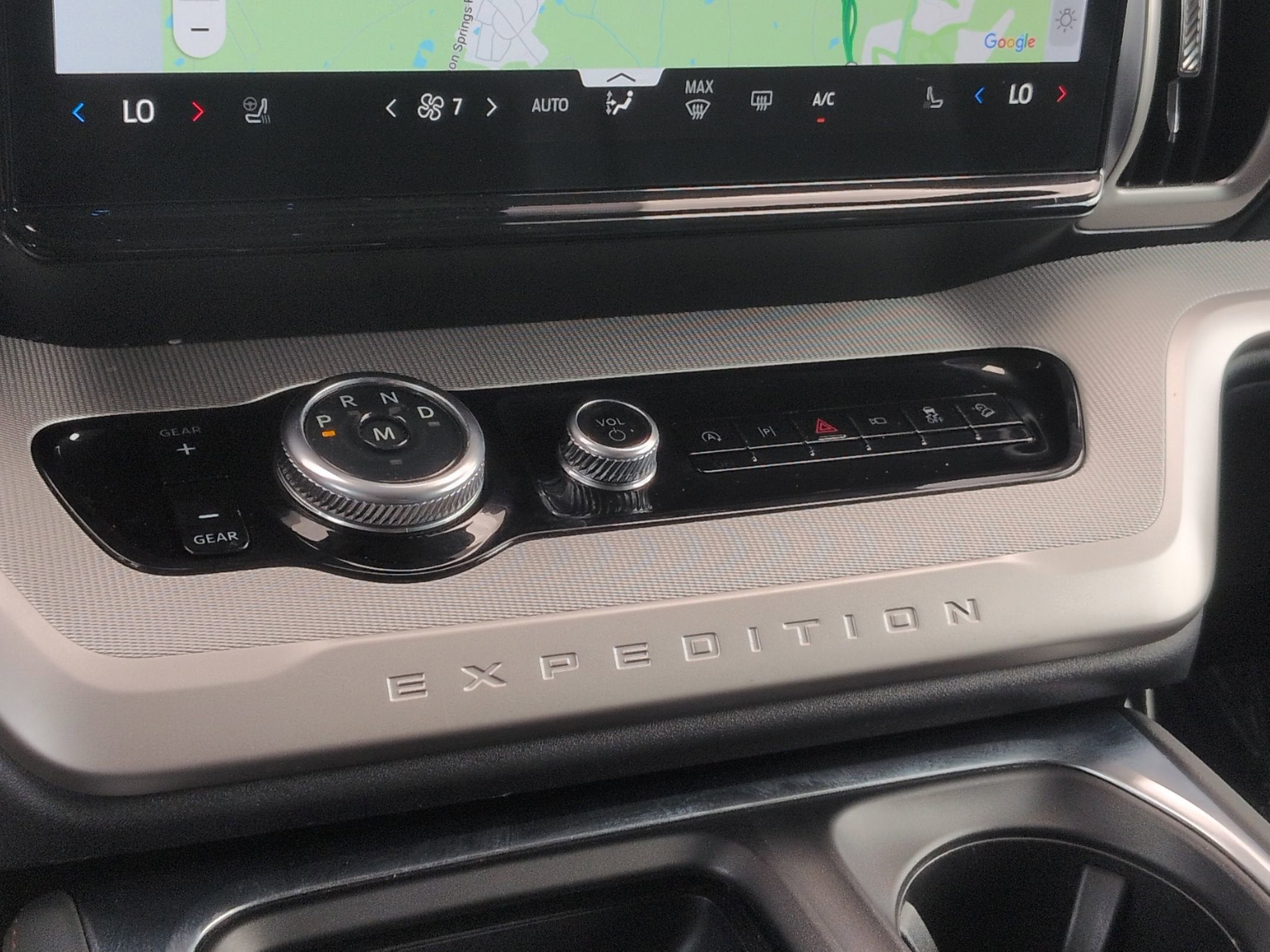 2025 Ford Expedition Active