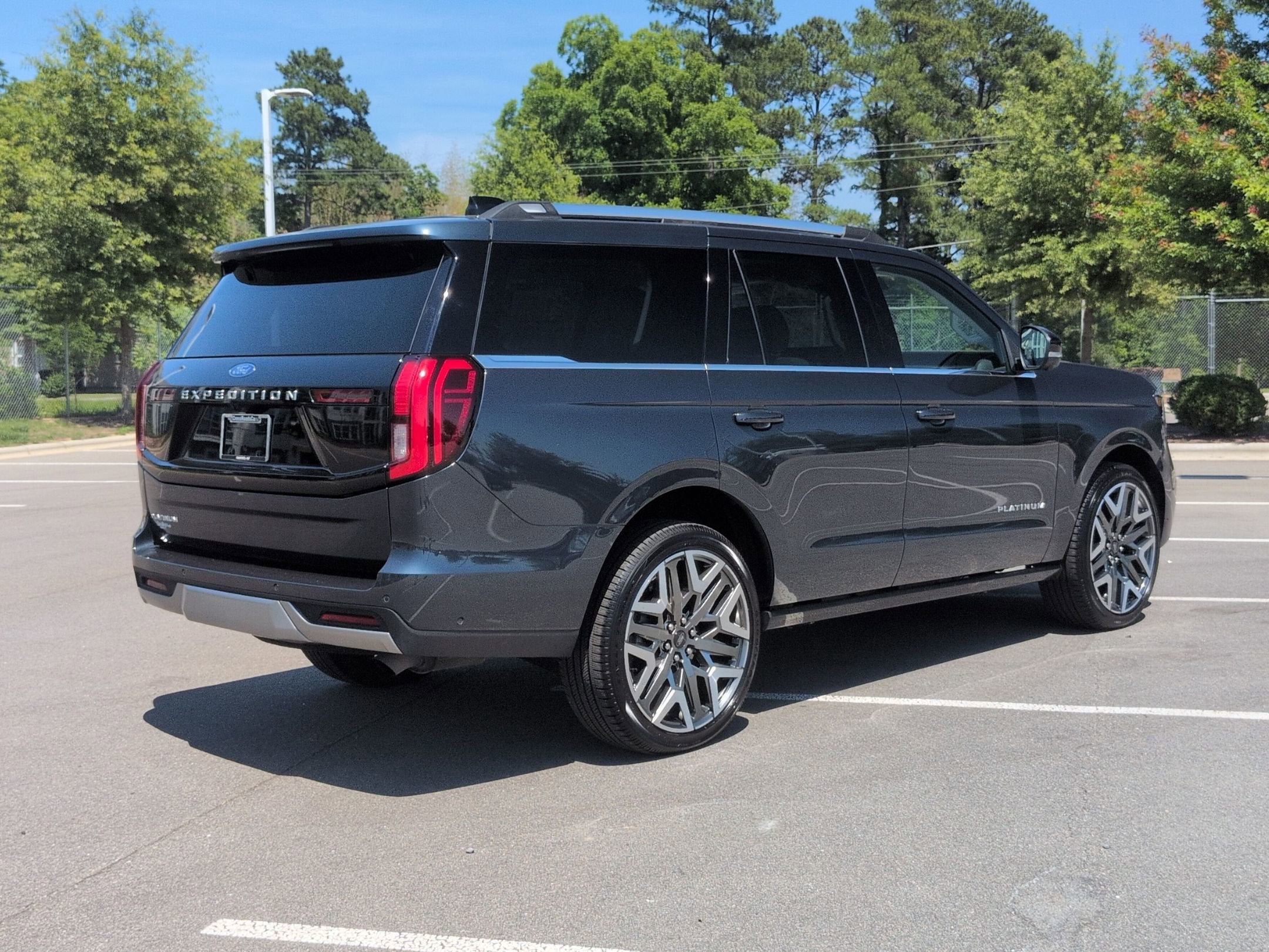 2025 Ford Expedition Platinum