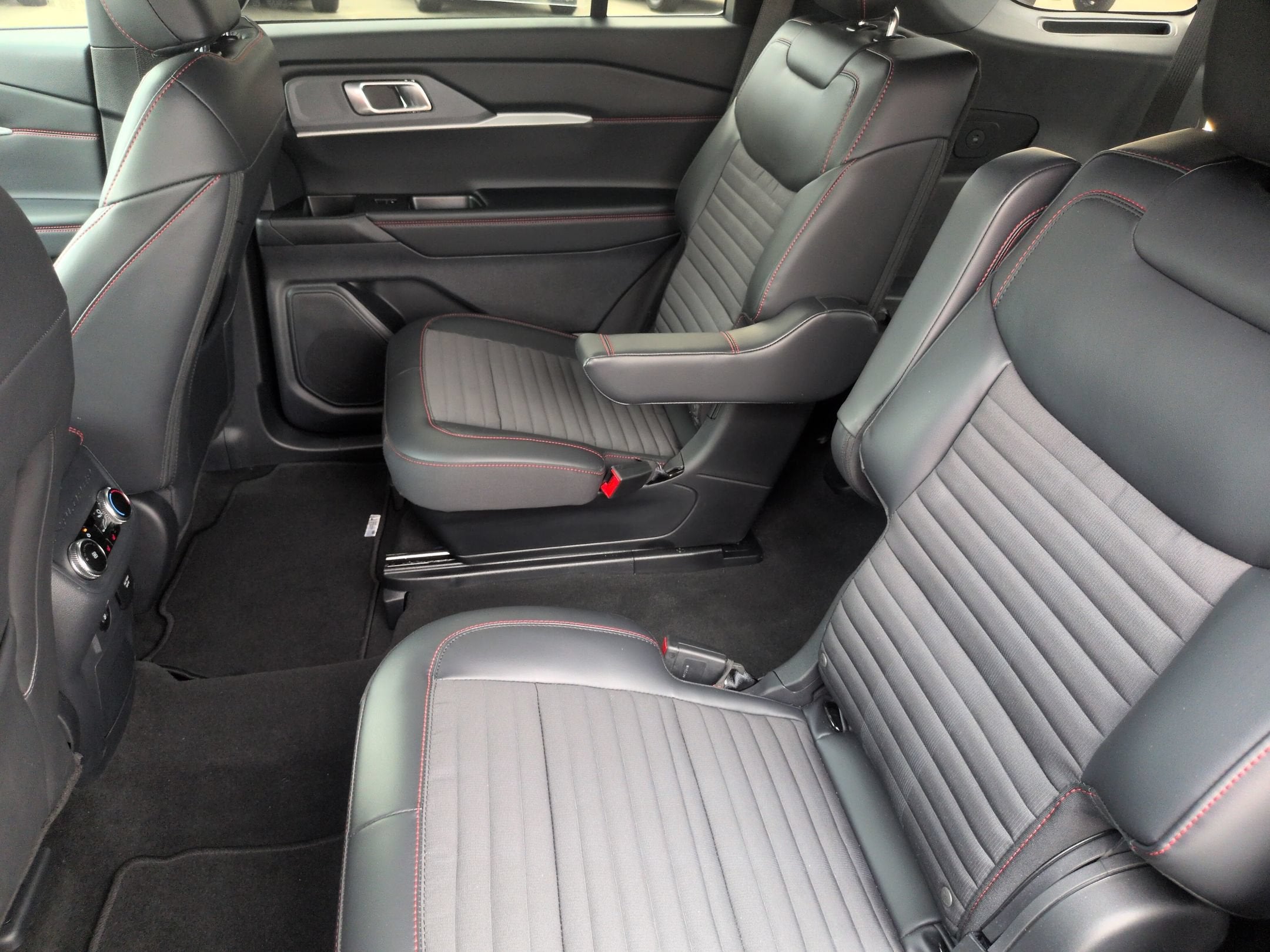 2026 Ford Explorer ST-Line - Crossroads Courtesy Demo