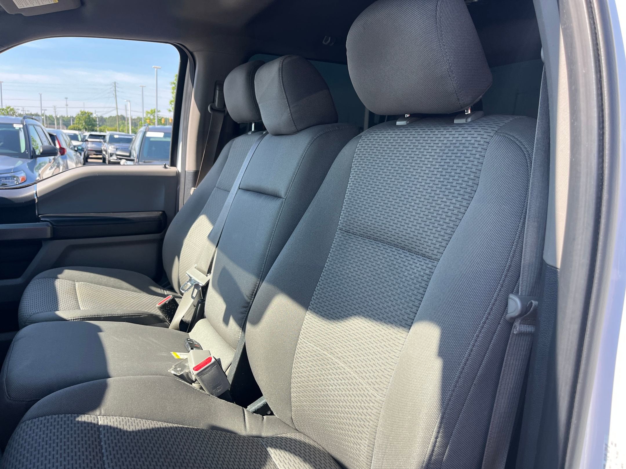 2016 Ford F-150 Base
