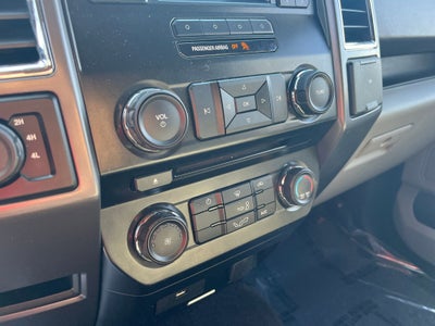 2016 Ford F-150 Base