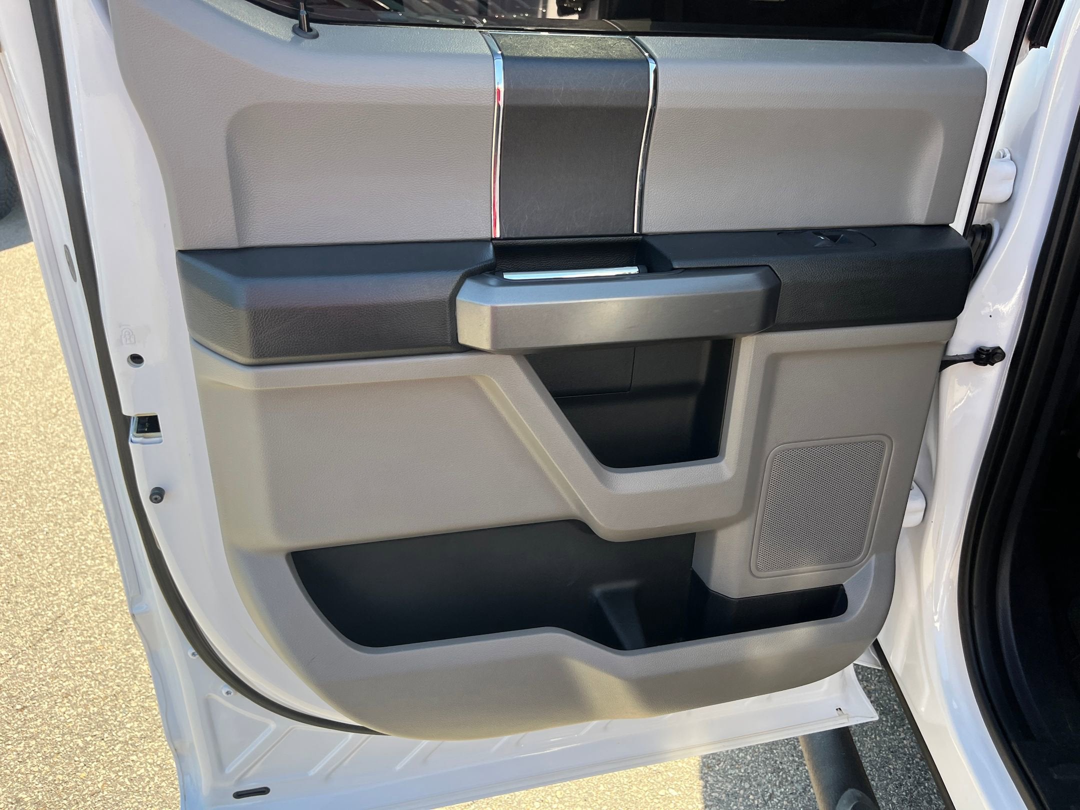 2016 Ford F-150 Base