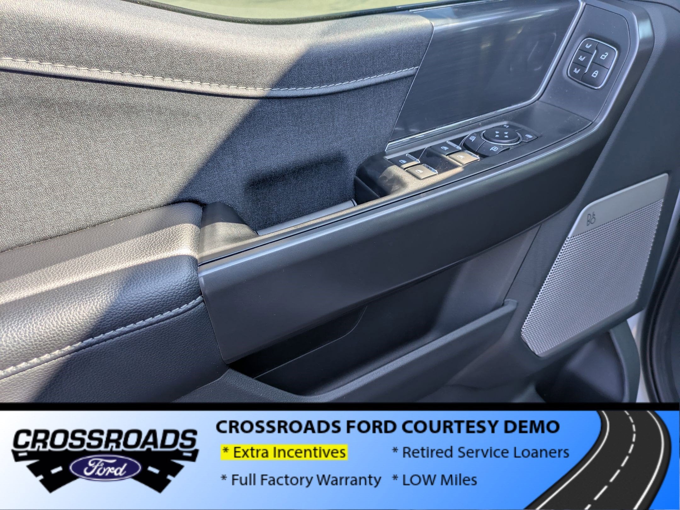 2025 Ford F-150 LARIAT - Crossroads Courtesy Demo