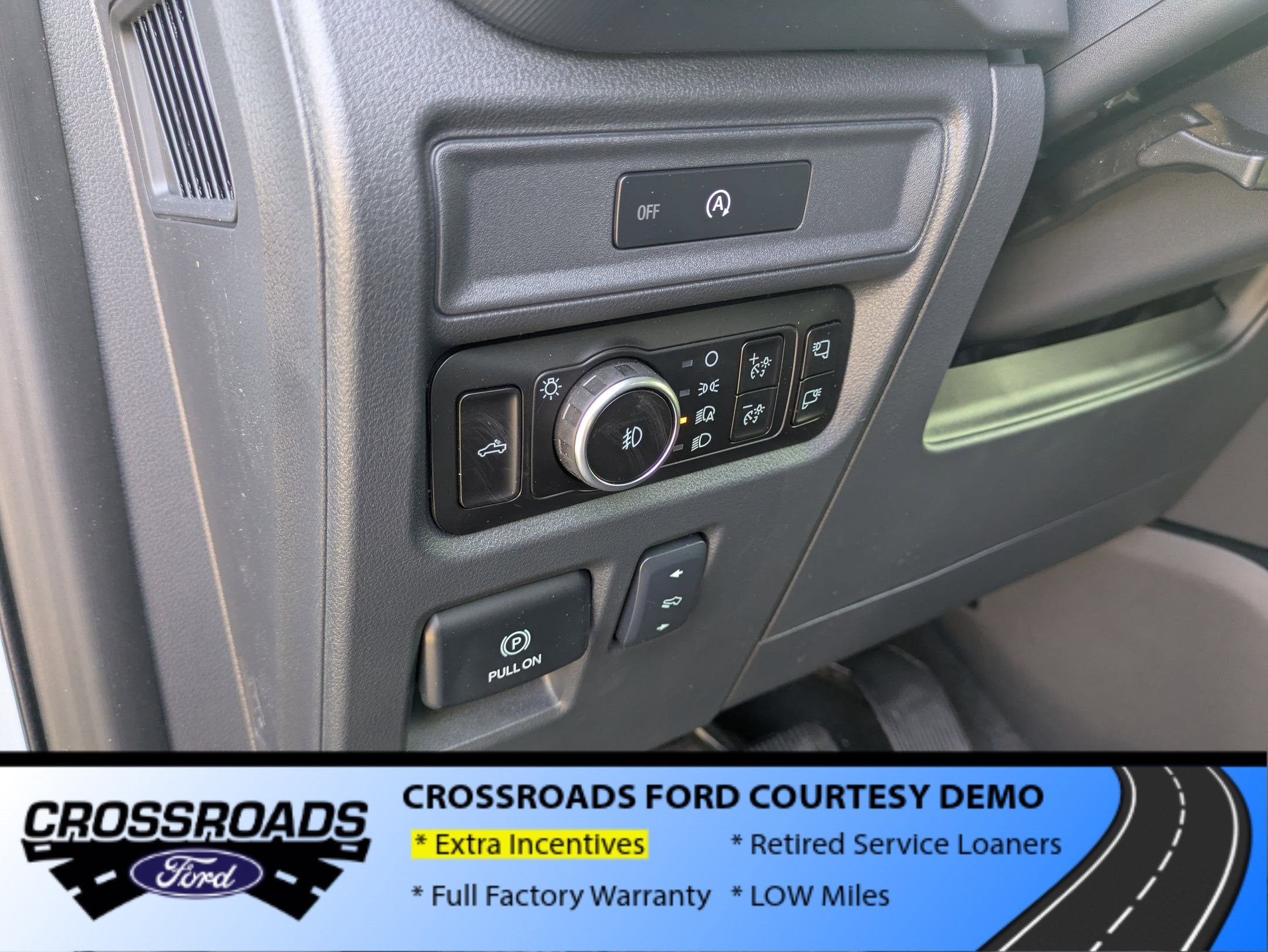 2025 Ford F-150 LARIAT - Crossroads Courtesy Demo
