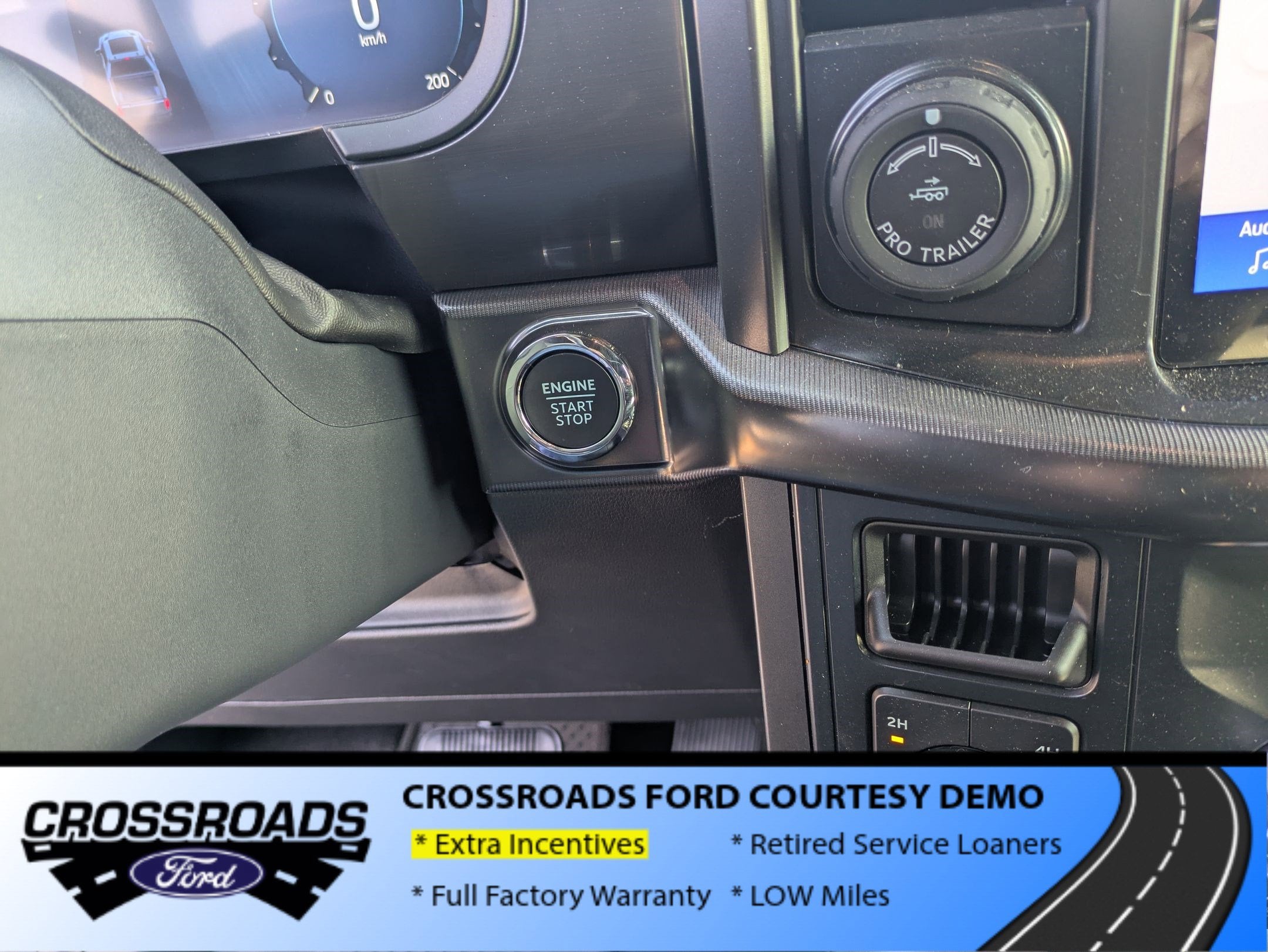 2025 Ford F-150 LARIAT - Crossroads Courtesy Demo