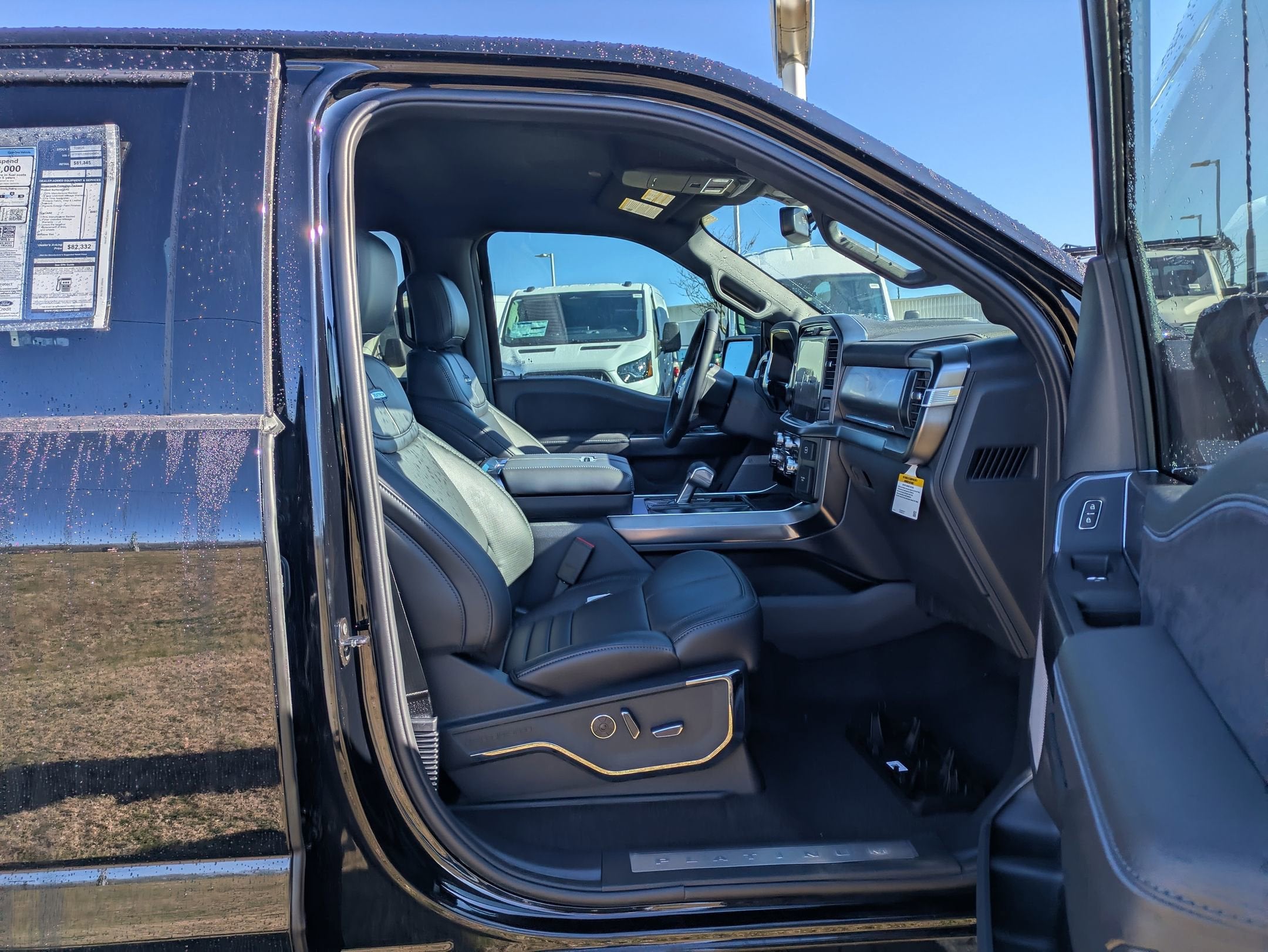 2025 Ford F-150 Platinum