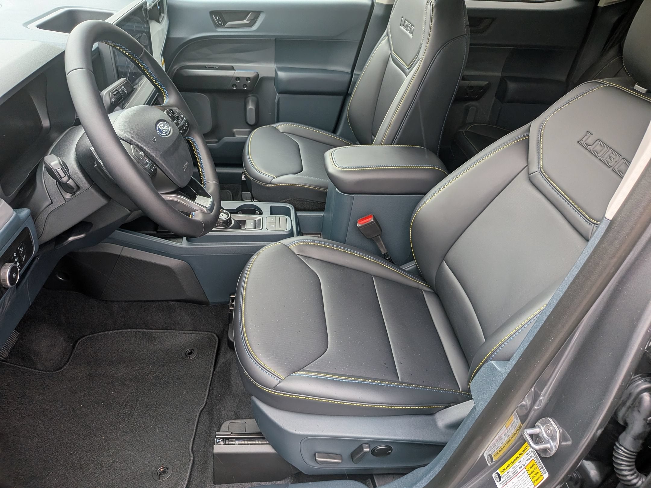 2026 Ford Maverick Lobo Standard