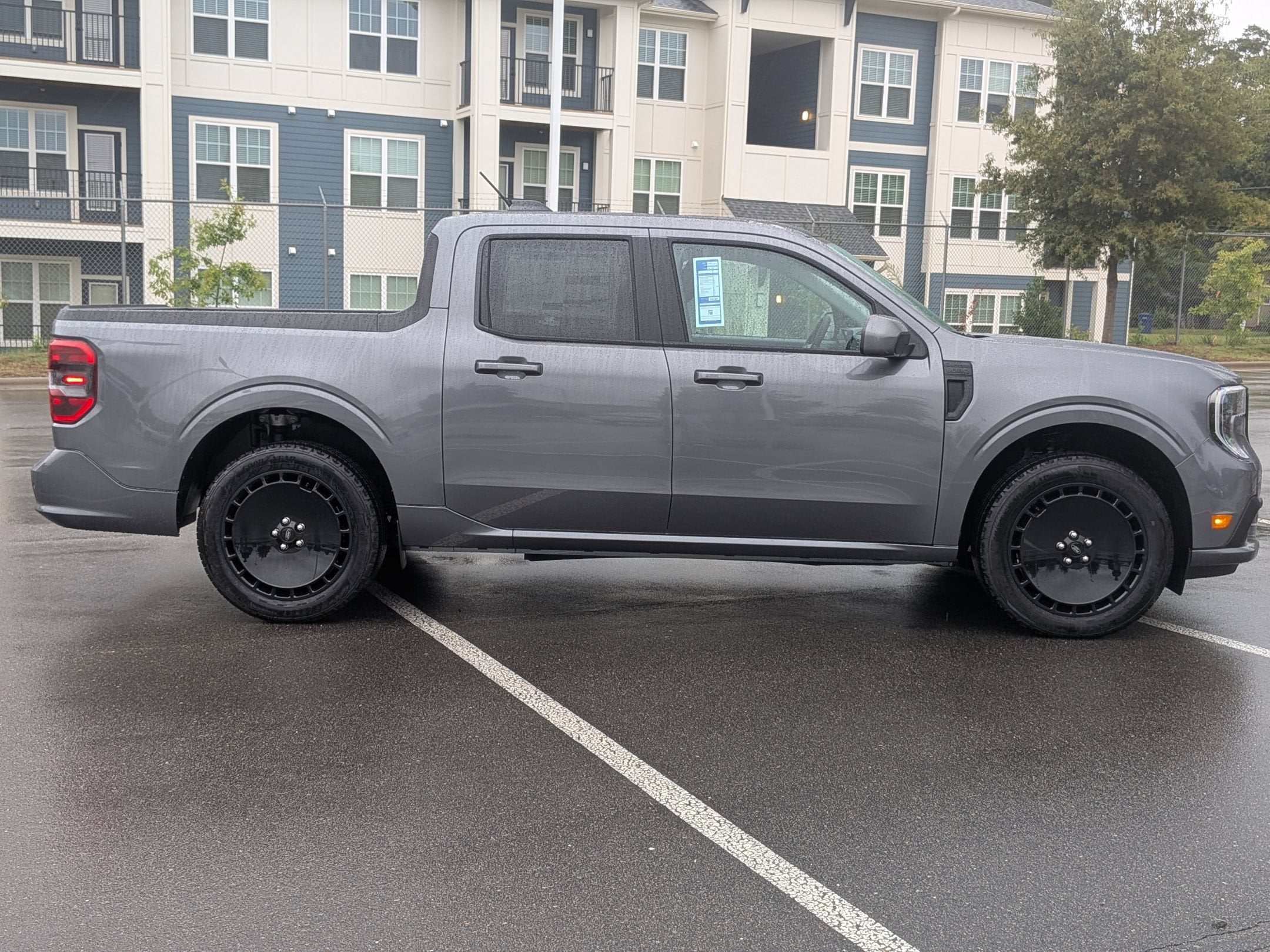 2026 Ford Maverick Lobo Standard
