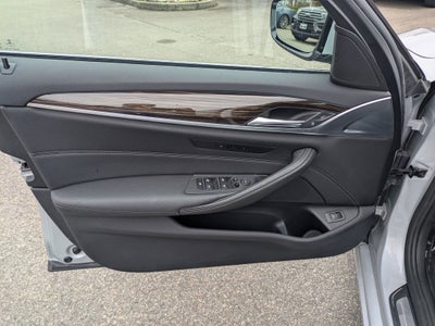 2019 BMW 5 Series 530i