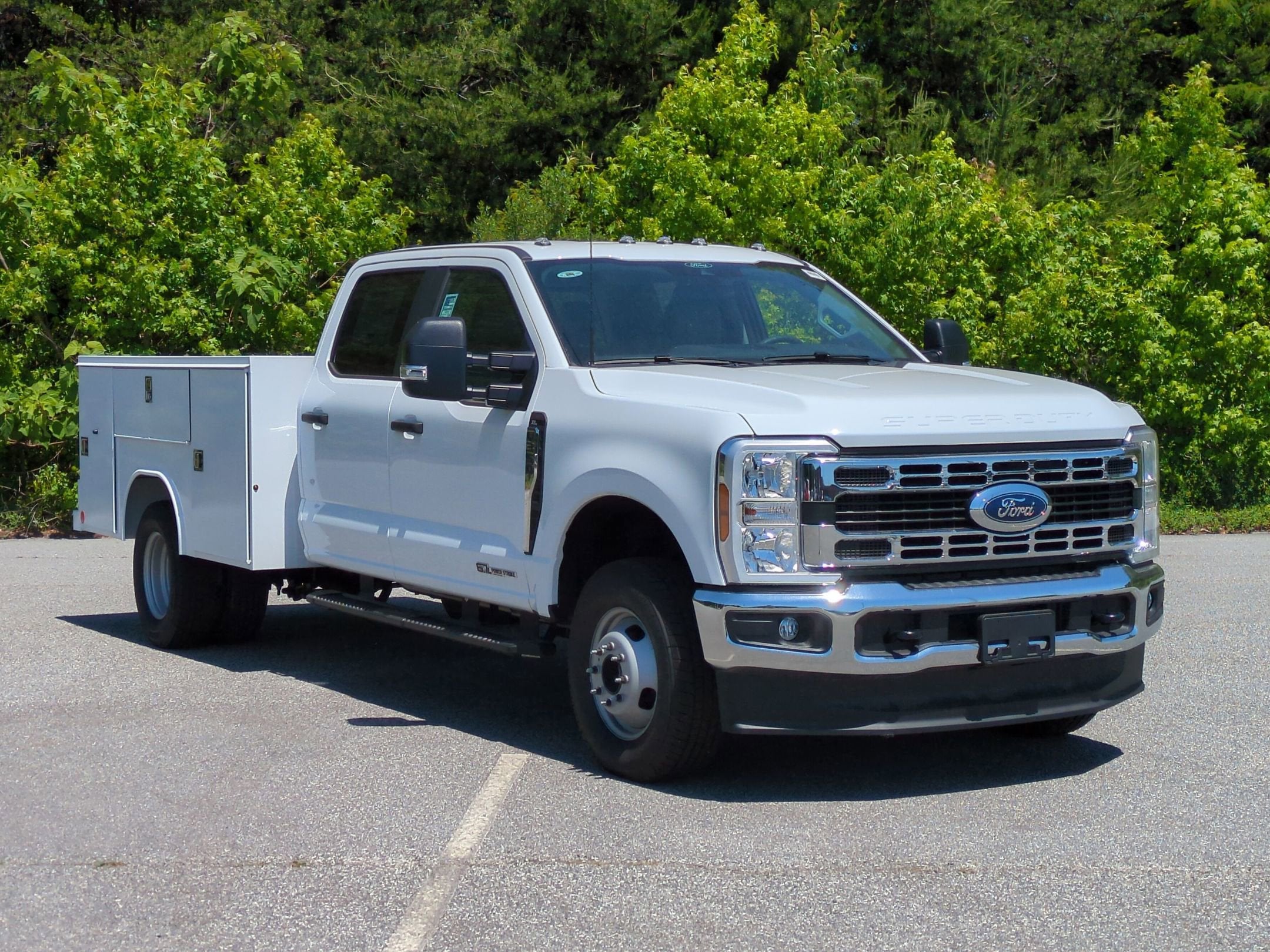 2026 Ford Super Duty F-350 DRW XL