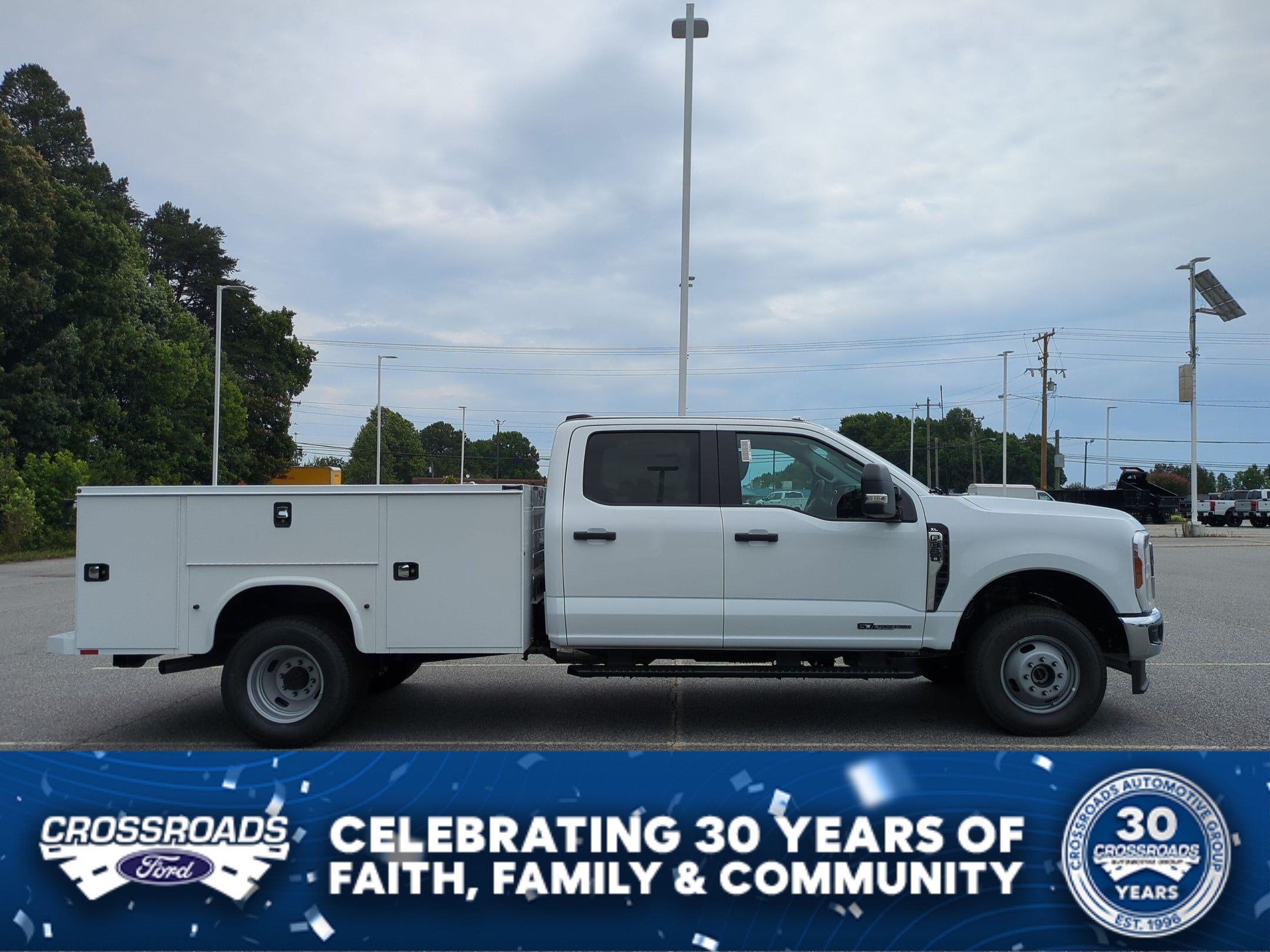 2026 Ford Super Duty F-350 DRW XL