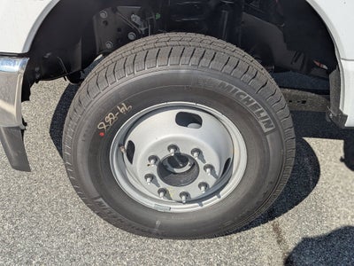 2026 Ford Super Duty F-350 DRW XL