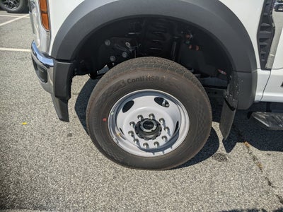 2025 Ford Super Duty F-550 DRW XL