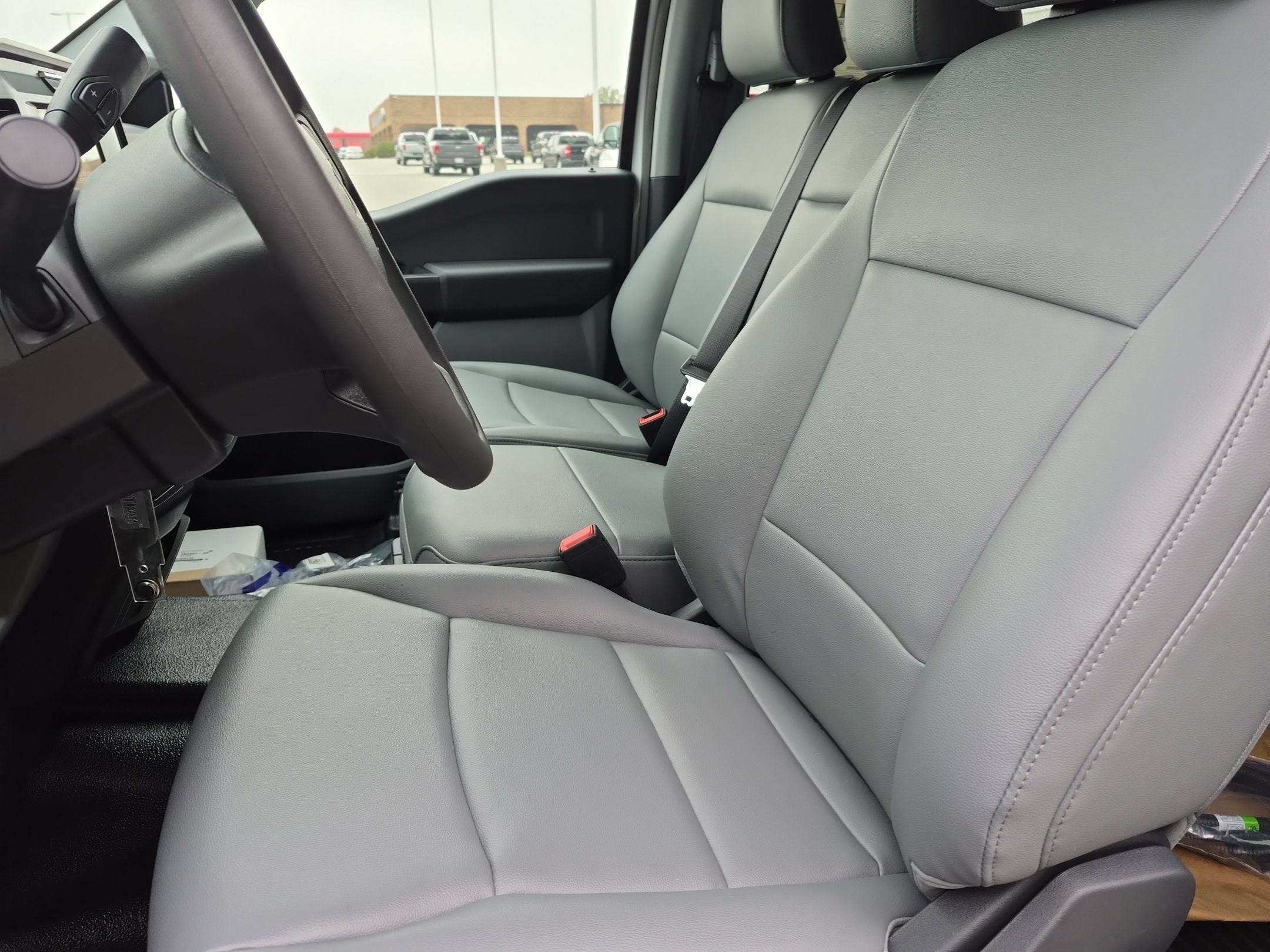 2027 Ford Super Duty F-550 DRW XL
