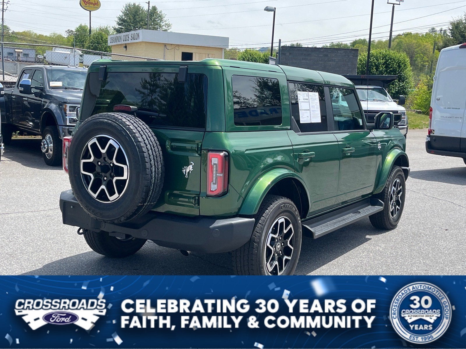 2025 Ford Bronco Outer Banks