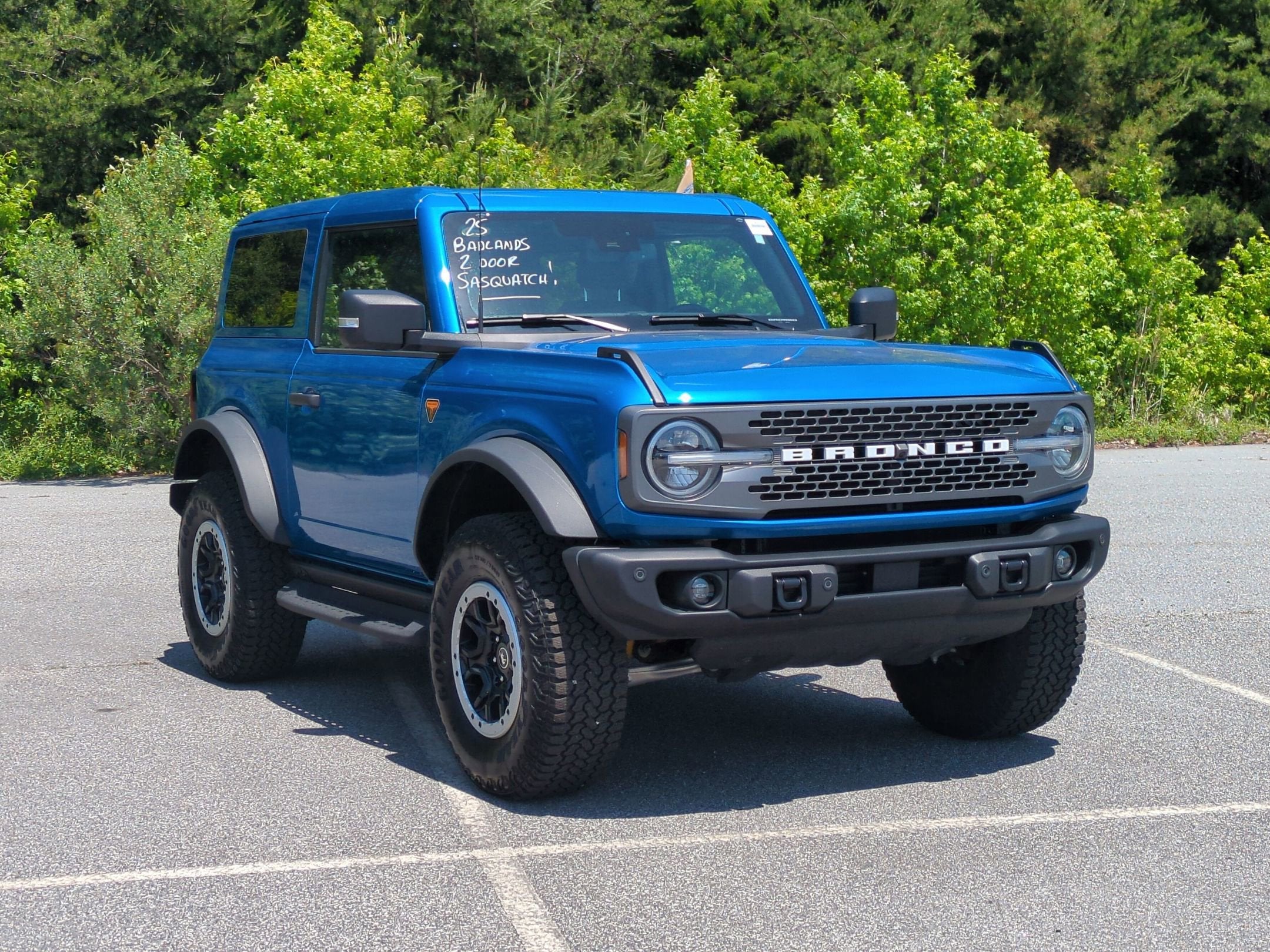 2025 Ford Bronco Badlands 4x4's photo