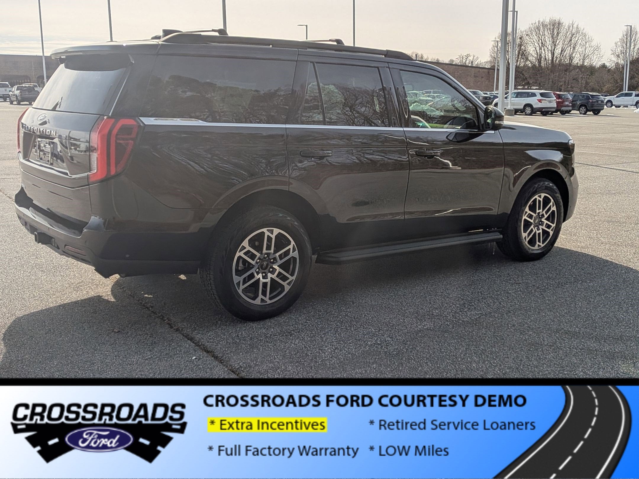 2025 Ford Expedition Active - Crossroads Courtesy Demo