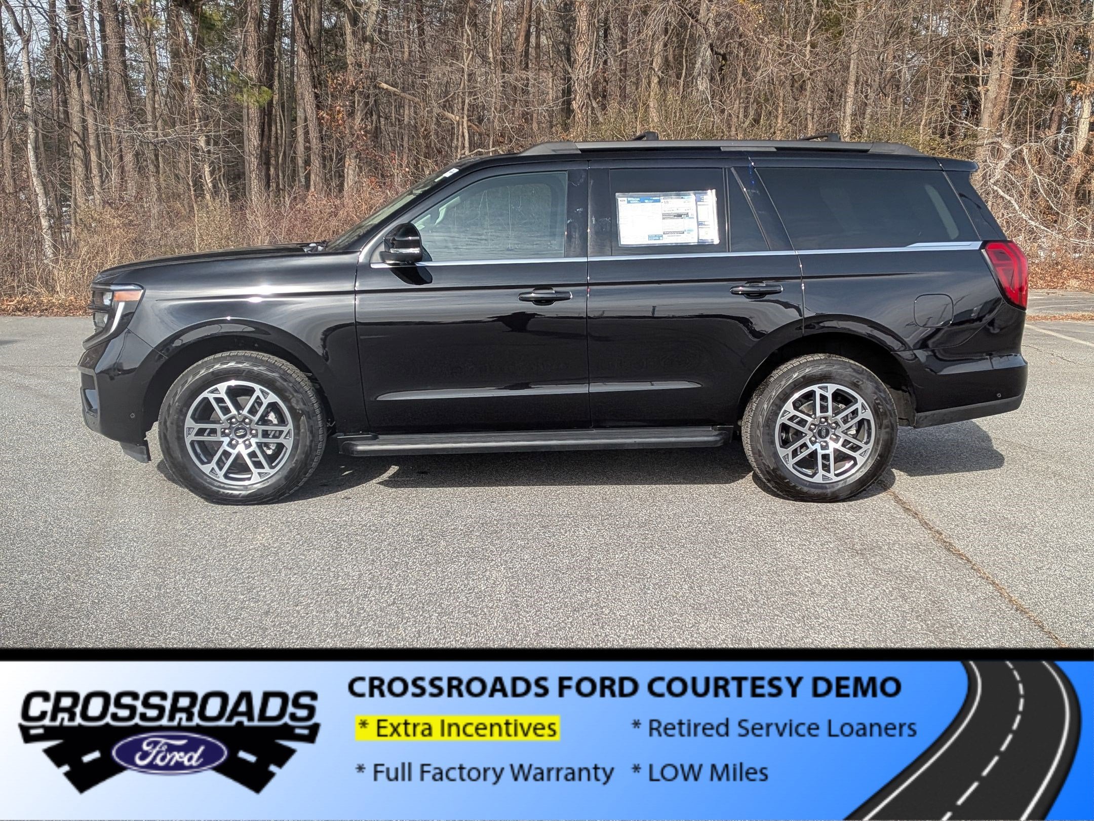 2025 Ford Expedition Active - Crossroads Courtesy Demo