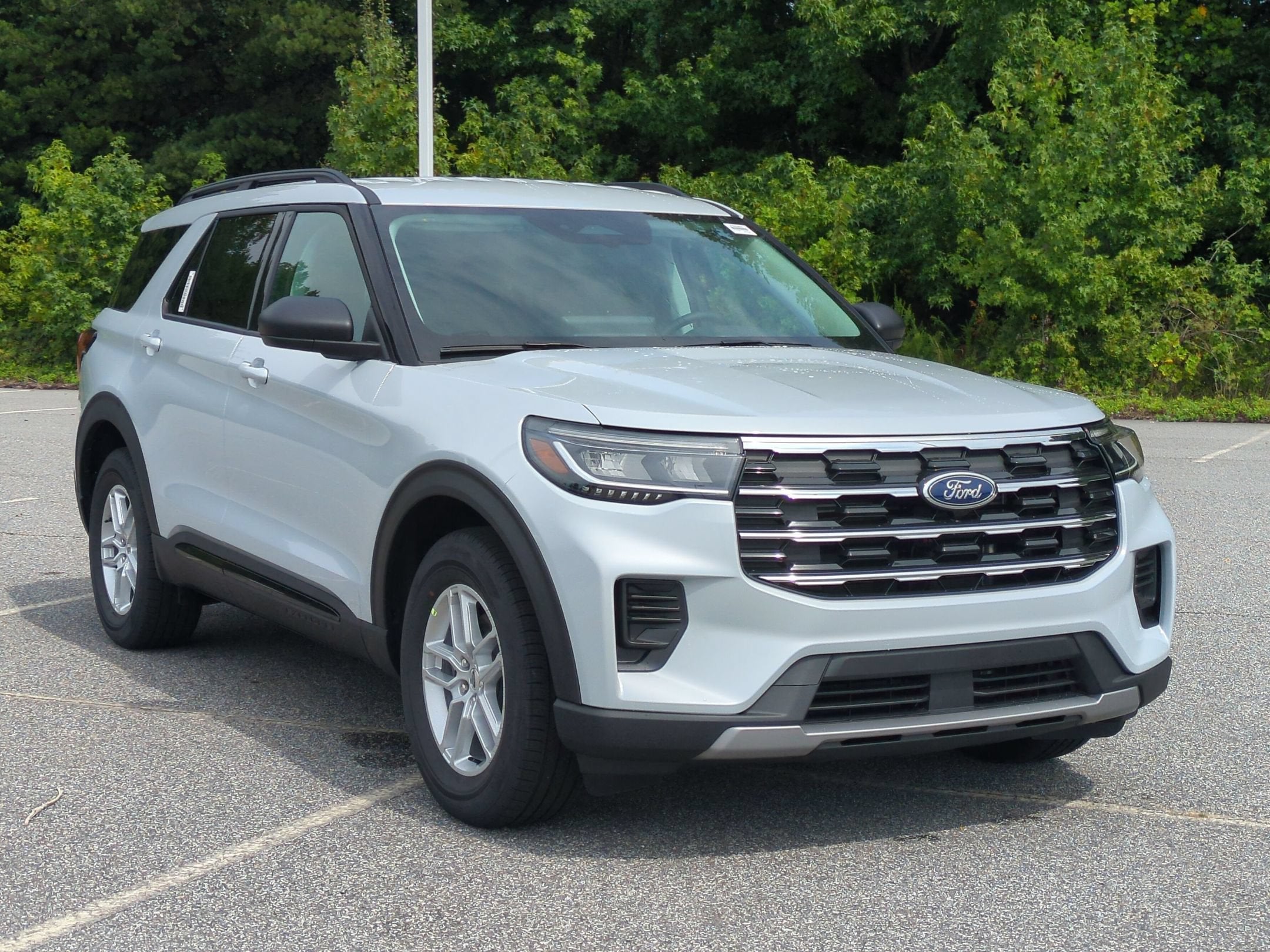 2026 Ford Explorer Active w/100A Pkg