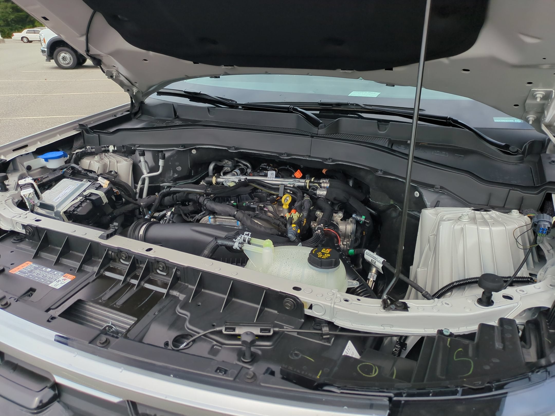 2026 Ford Explorer Active w/100A Pkg