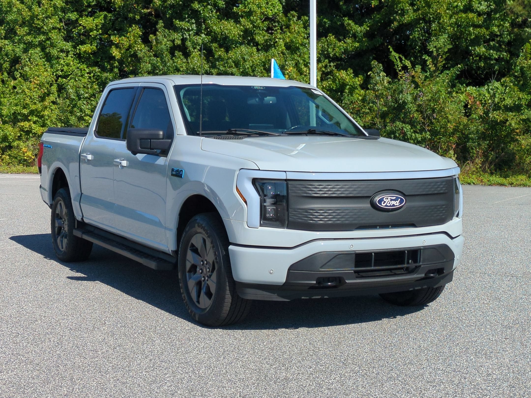 Used 2024 Ford F-150 Lightning Flash with VIN 1FT6W3L72RWG26422 for sale in Kernersville, NC