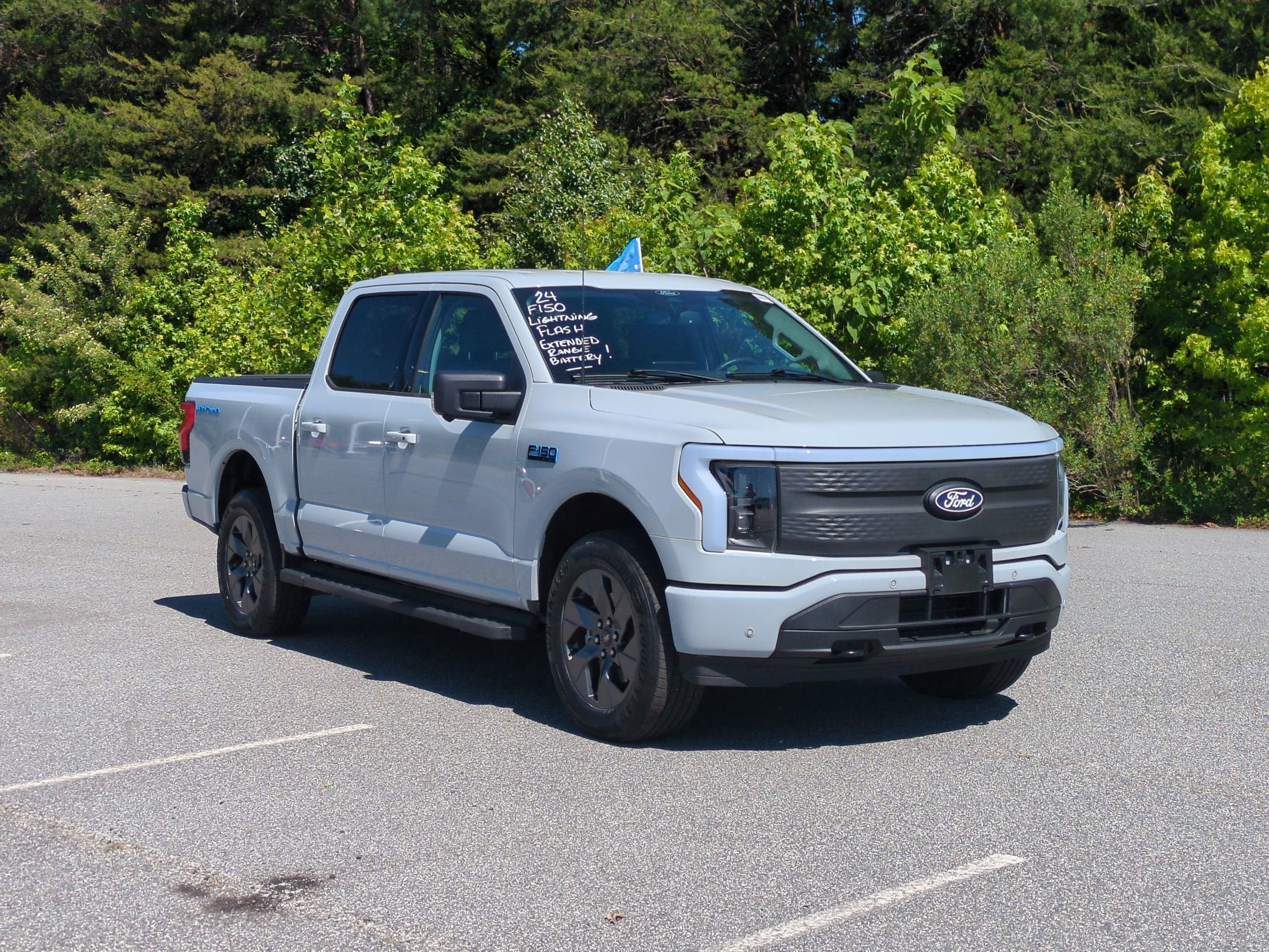 2024 Ford F-150 Lightning Flash