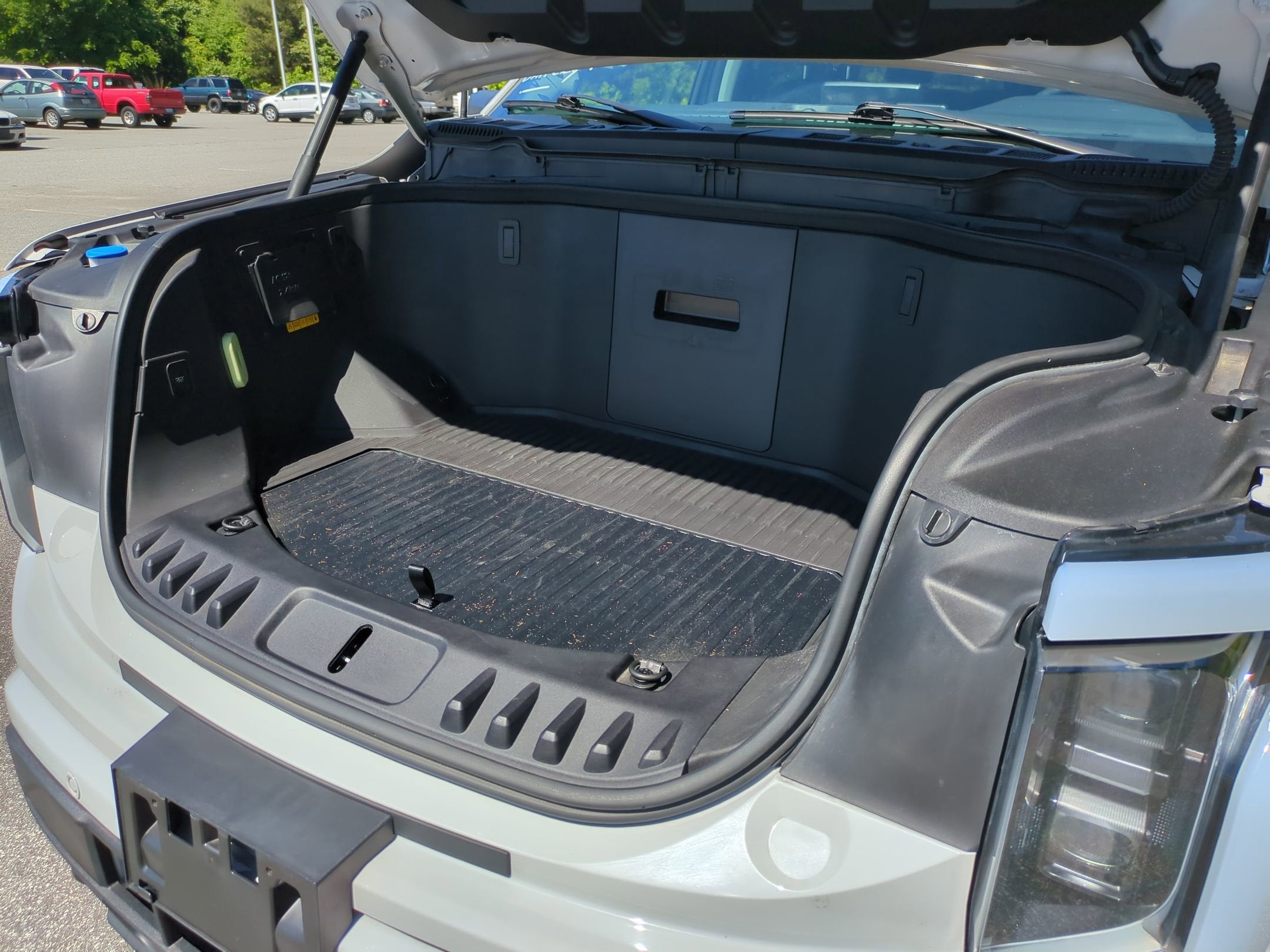 2024 Ford F-150 Lightning Flash