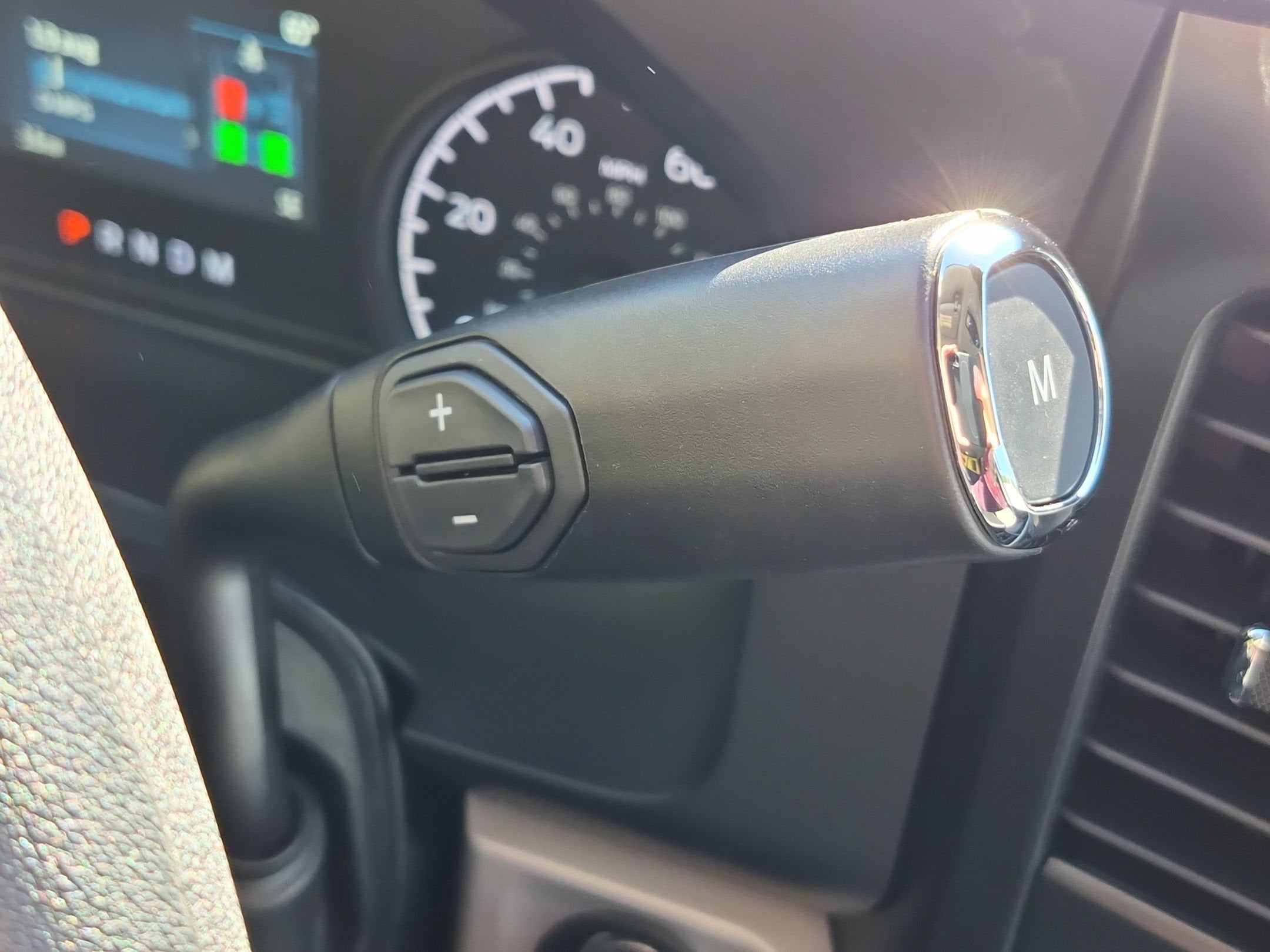 2027 Ford Super Duty F-250 SRW XLT